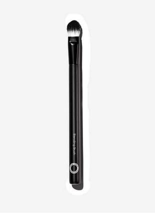 Кисточка для размещения теней