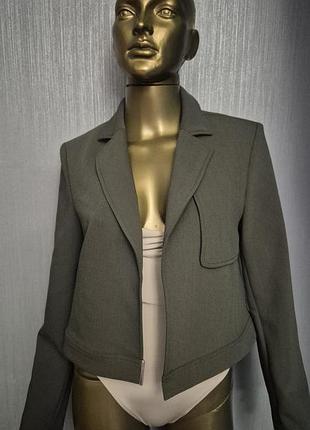 Укороченный пиджак comma