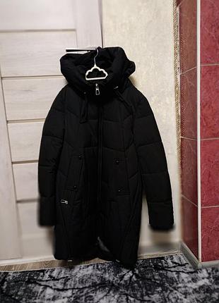 Женская стильная теплая курточка размер с