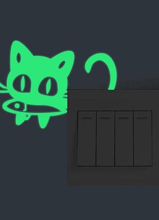 Люминесцентная наклейка кот с рыбой 10 на 10 см салатовый