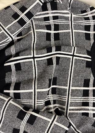 Жіночий джемпер