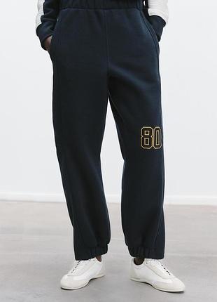 Теплые брюки с вышитым номером zara - s, m, l