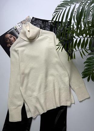 Вовняний светр