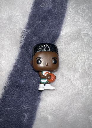 Лукас фігурка дивні дива кіндер джой фанко stranger things поштучно