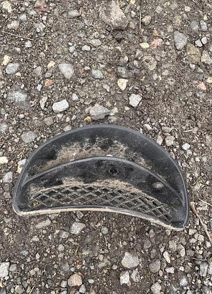 Вставка решітка переднього клюва yamaha grand axis 100