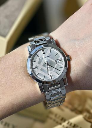 Жіночий годинник burberry bu9144