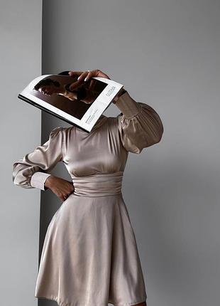 Шовкова міні сукня з рукавами з відкритою спинкою