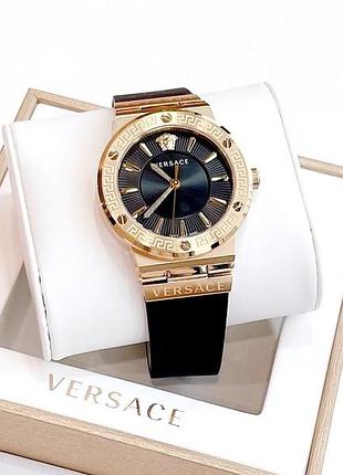Жіночий годинник versace vevh00320