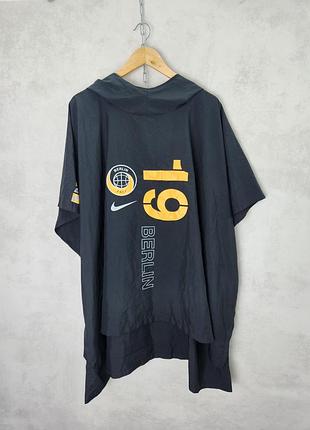 Пончо плащ-накидка куртка nike berlin world record city