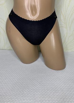 Трусики чорні