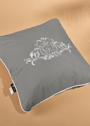 Подушка декоративная 45х45 см royal ideia с вышивкой серая с кантом антиаллергенная