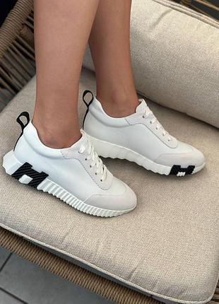 Кроссовки бренд