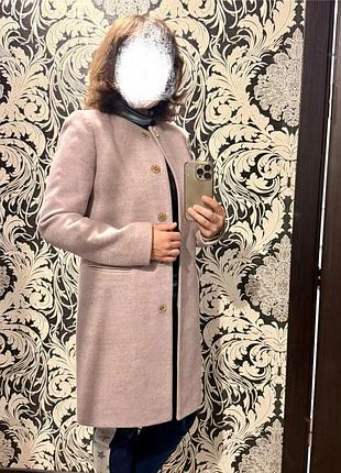 Ошатне пальто жіноче