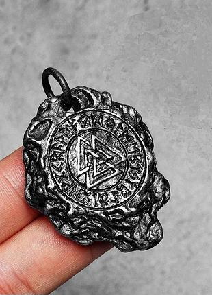 Кулон амулет трикветр скандинавские руны , нержавеющая сталь вес 90 г