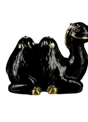 Статуетка порцелянова верблюд 18х25 см 98-1013