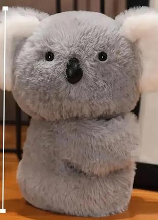 Серый ленивец на руку 4