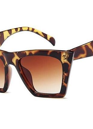 Женские дизайнерские очки - леопард