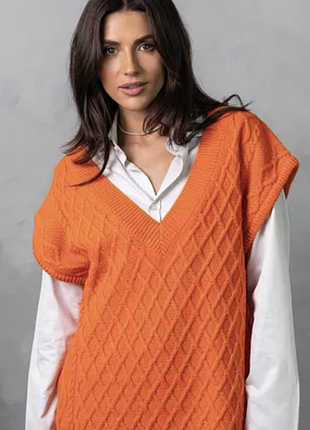 Жилетка ,безрукавка в'язана косичка оверсайз  s-xl