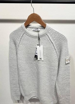 Брендовий светр