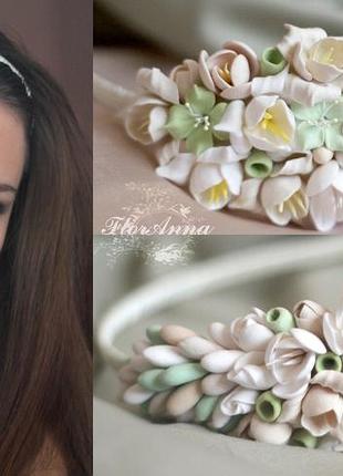 Бежевый обруч для волос с цветами из полимерной глины ручной работы "олива"