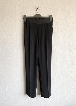 Брюки на резинці