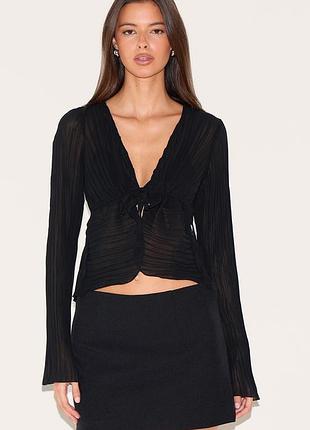 Черная полупрозрачная плиссированная блузка-кофточка с завязкой prettylittlething xxl