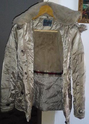 Курточка на дівчинку. заміри напишу.