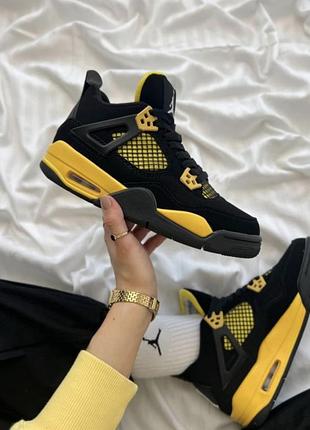 Nike air jordan 4 thunder 2023