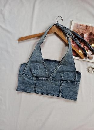 Джинсовый топ холтер/х завязками на шее