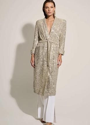 Дуже стильний кардиган в паєтки