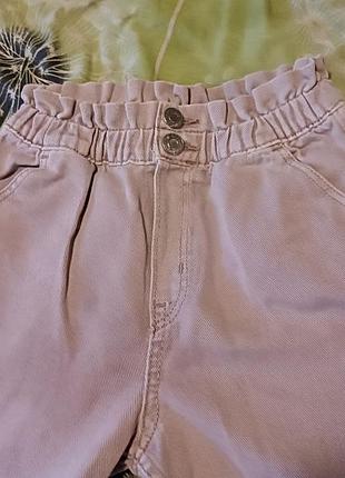 Джинсы пудровые 122р