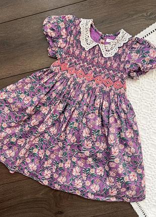 Фіолетова літня сукня некст next для дівчинки 5-6 років з квітами з мереживним білим коміром з вишивкою рукав фонарик
