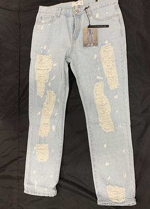 Mango голубые рваные джинсы размера м