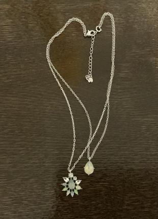 Две цепочки с подвесками в одном ,сша