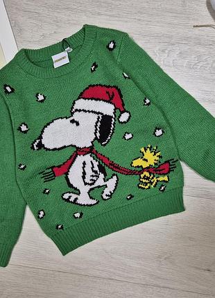 Зеленый свитерик со снупи в размере 104 см