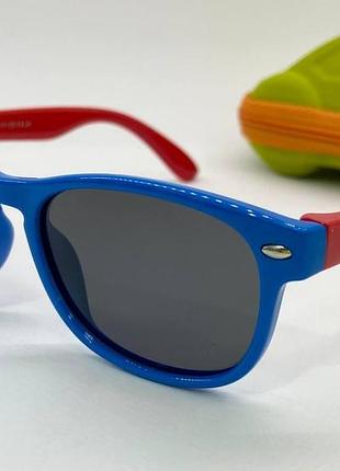 Очки солнцезащитные детские с поляризацией линзы в гибкой оправе на 5-9 лет черно-красный сине-красный
