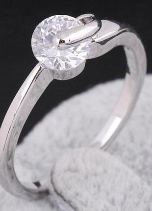 Женское кольцо с белым камнем rg-015, 17