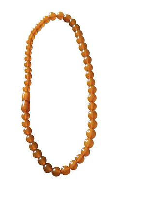 Янтарное ожерелье длина 40 см.