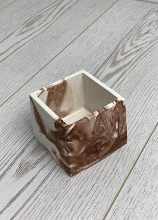 Гипсовый горшок duo в технике marble для кактусов и суккулентов, емкость для заливки свечей ⟷8см,↑6.8см коричневый