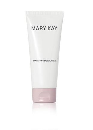 Матуючий зволожувальний засіб mary kay