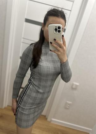 Сукня плаття