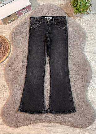 Стильные джинсы клеш с разрезами zara