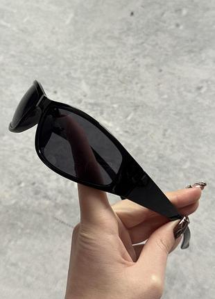 Жіночі сонцезахисні спортивні окуляри bershka