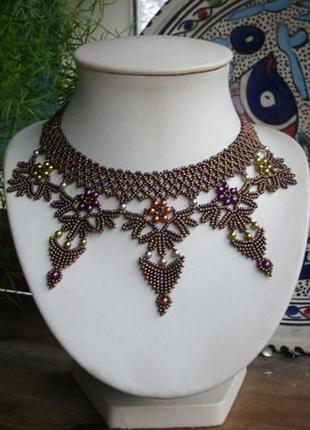 Прикраса з бісеру жіноче кольє