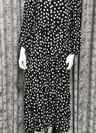 Сукня жіноча