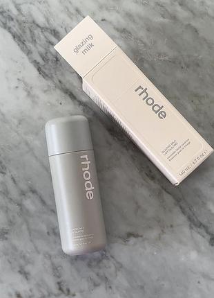 Молочная эссенция для лица rhode glazing milk 140 ml