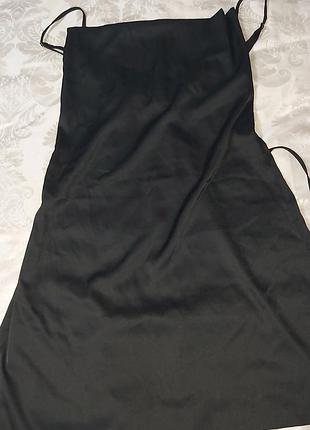 Черное атласное мини платье