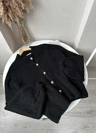 Чорна обʼємна вʼязана кофта кардиган на ґудзиках оверсайз батал