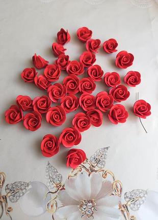 Красные розы из полимерной глины
