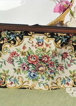Чудова вінтажна косметичка з гобеленової вишивкою!